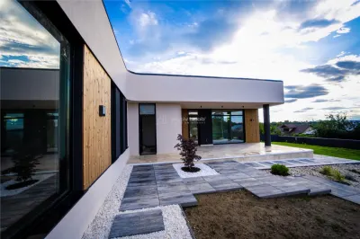 Villa de Luxe à Seciu avec Matériaux Haut de Gamme et Vues Remarquables - foto 2