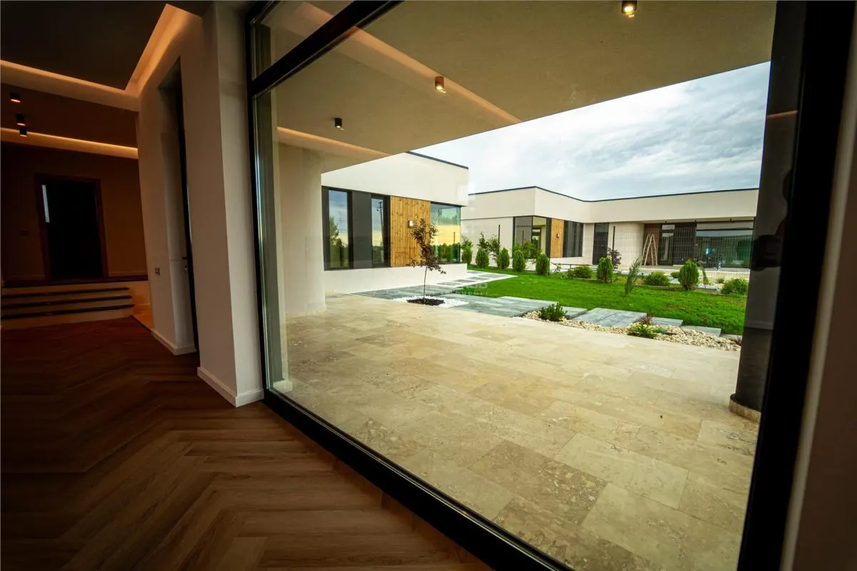 Villa de Luxe à Seciu avec Matériaux Haut de Gamme et Vues Remarquables - foto 6