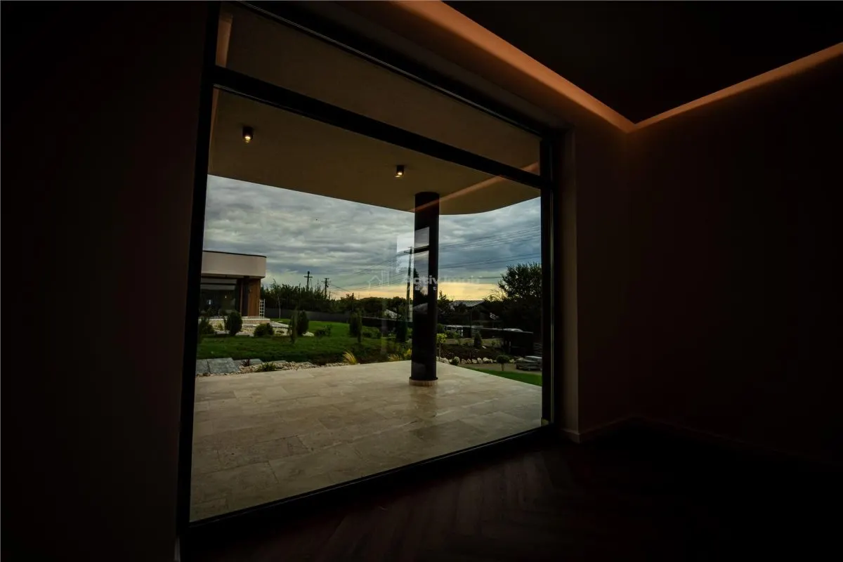 Villa de Luxe à Seciu avec Matériaux Haut de Gamme et Vues Remarquables - foto 10