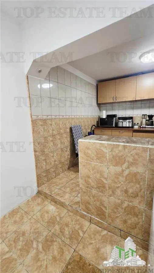 Villa de 5 Dormitorios y 2 Baños en Giulesti, Sector 1 – Disponible de Inmediato - foto 13