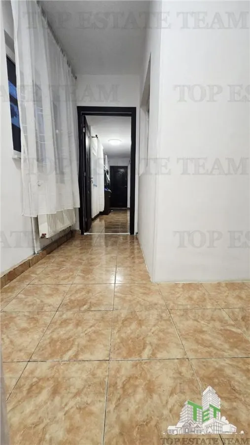 Villa de 5 Dormitorios y 2 Baños en Giulesti, Sector 1 – Disponible de Inmediato - foto 14