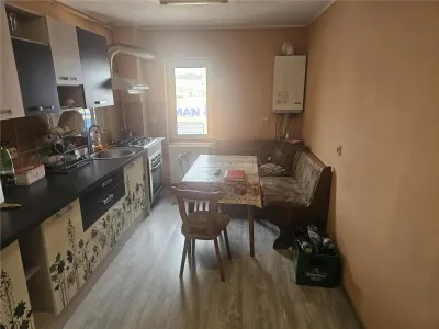 Resita, Appartement 3 Chambres, Meublé et Équipé, Calea Timisoarei - foto 15