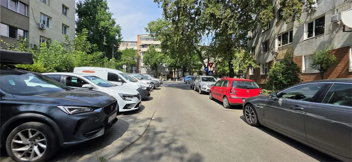 3-Bedroom Apartment, Split Layout, Circumvalatiunii - foto 12