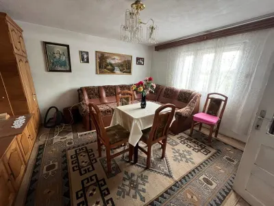 Zorile, Maison 6 Pièces + 5.900 m² Terrain - foto 2