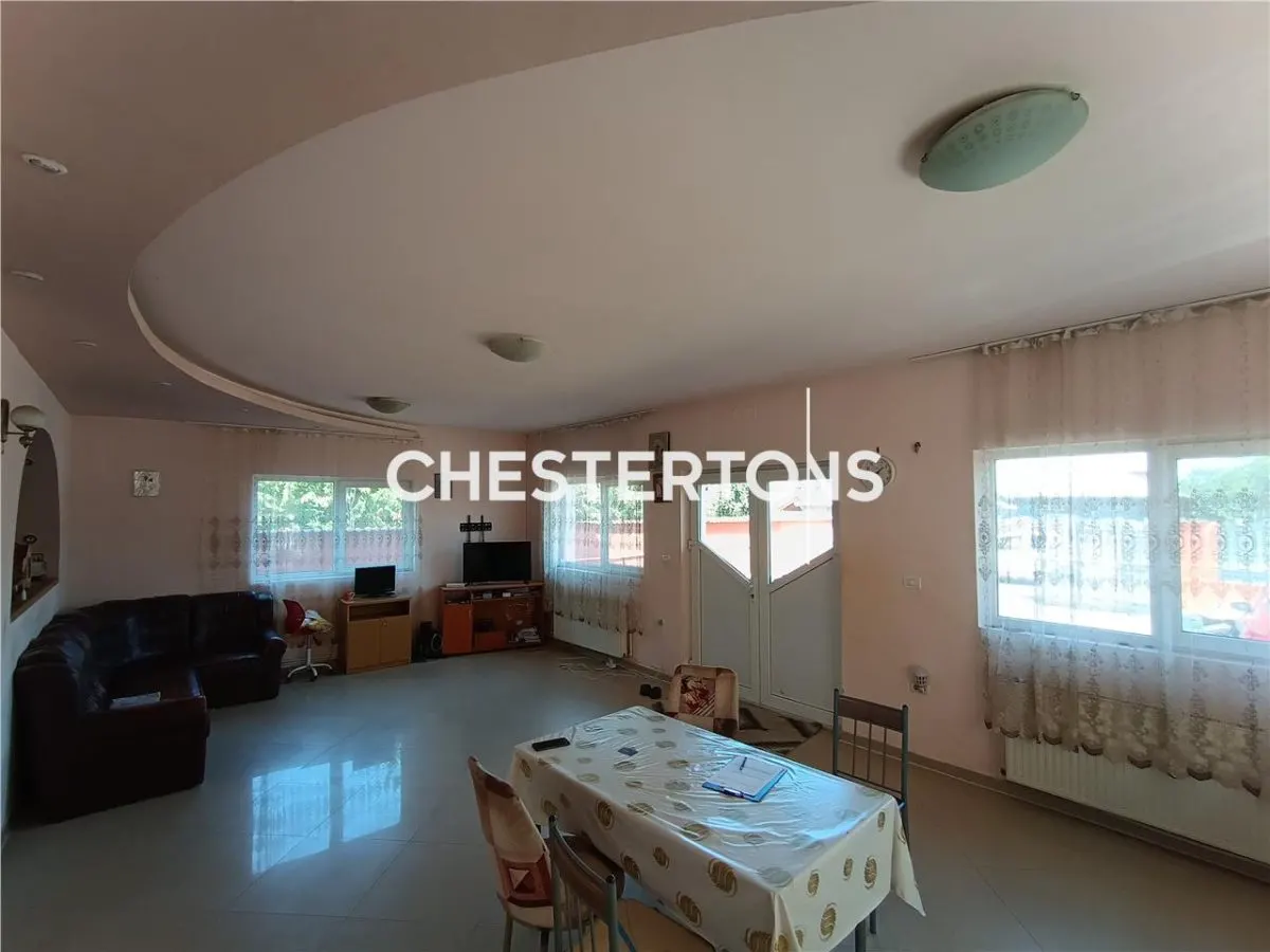 Casa deosebita cu etaj si mansarda plus anexa de 44mp si curte de peste 200mp in Sintesti ILFOV la 3 minute de loc. Jilava. - foto 1