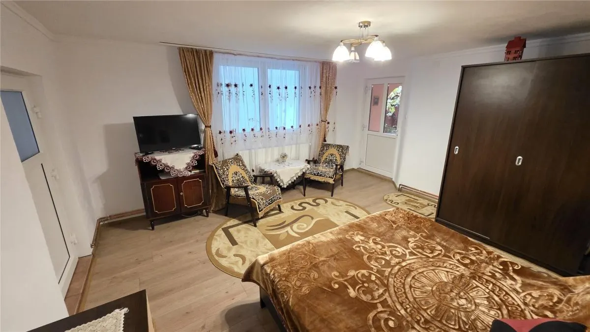 Racasdia | Maison Clé en Main | 7+ Pièces | 1.349 sqm Terrain | Zéro Commission - foto 11