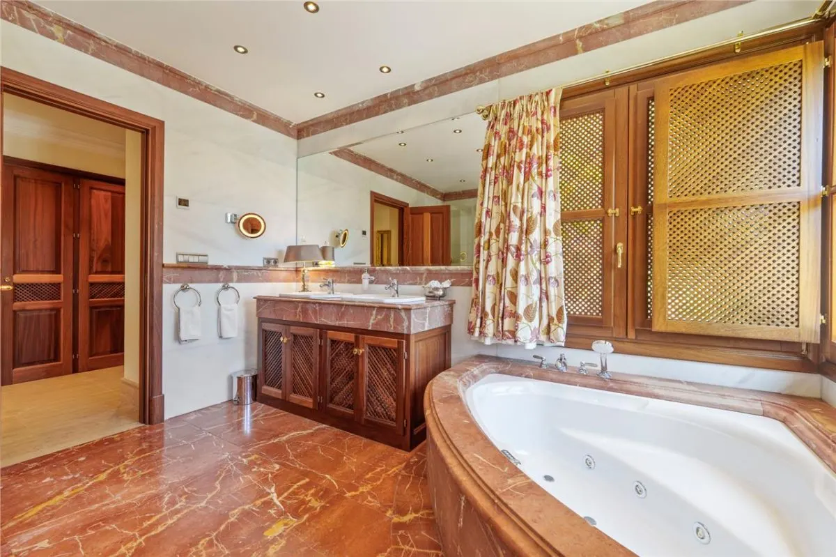 Vila de vanzare in Malaga - foto 14