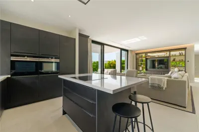 Villa en Venta en Malaga - foto 8