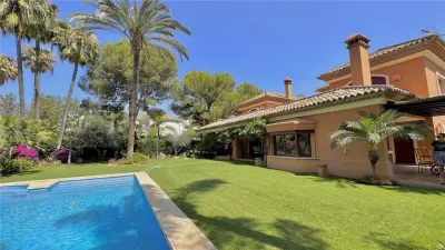 Vila de vanzare in Malaga - foto 2