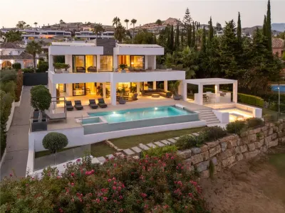 Villa en Venta en Málaga - Marbella