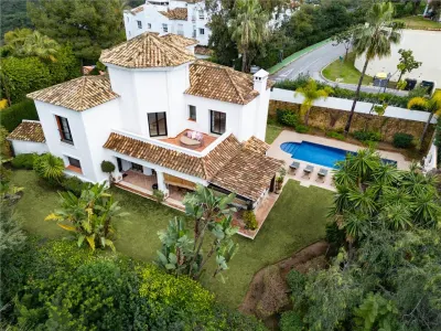 Villa en venta en Malaga - Benahavis
