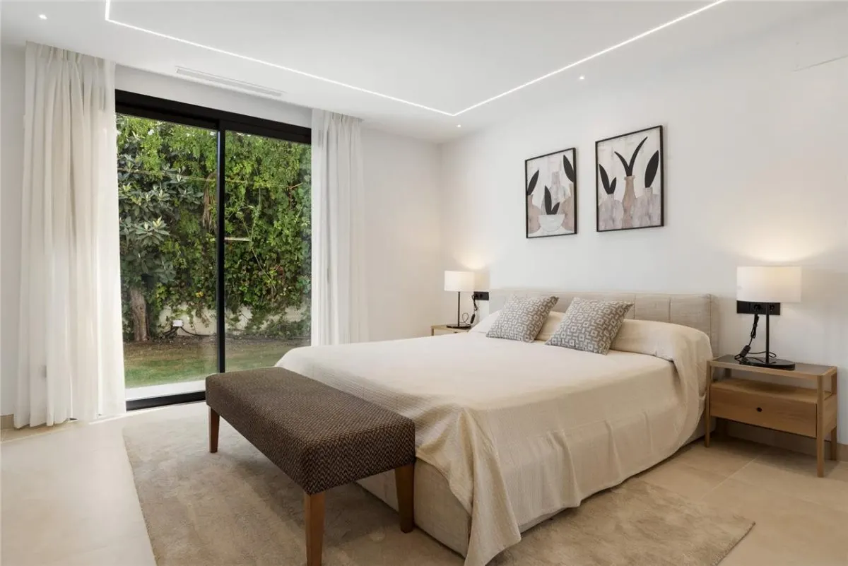 Vila de vanzare in Malaga - foto 17
