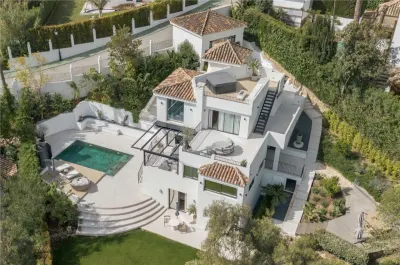 Villa à Vendre à Málaga - foto 2