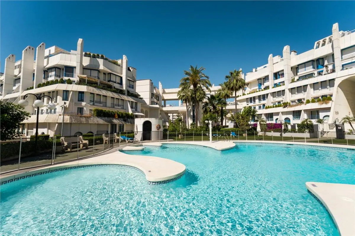 Apartament de vanzare in Malaga - foto 2