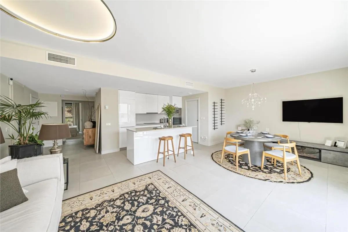Apartament de vanzare in Malaga - foto 2