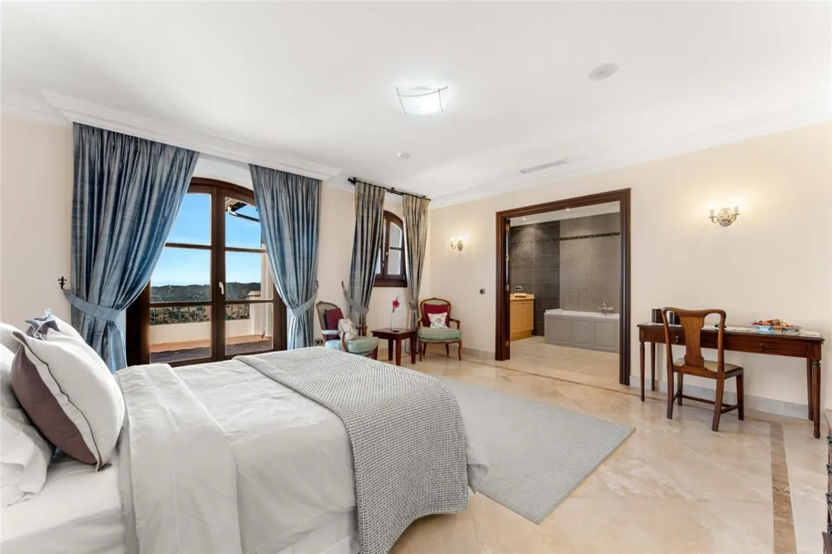 Vila de vanzare in Malaga - foto 15