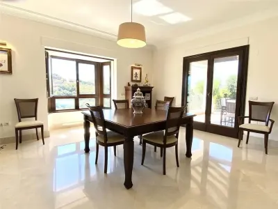 Vila de vanzare in Malaga - foto 19