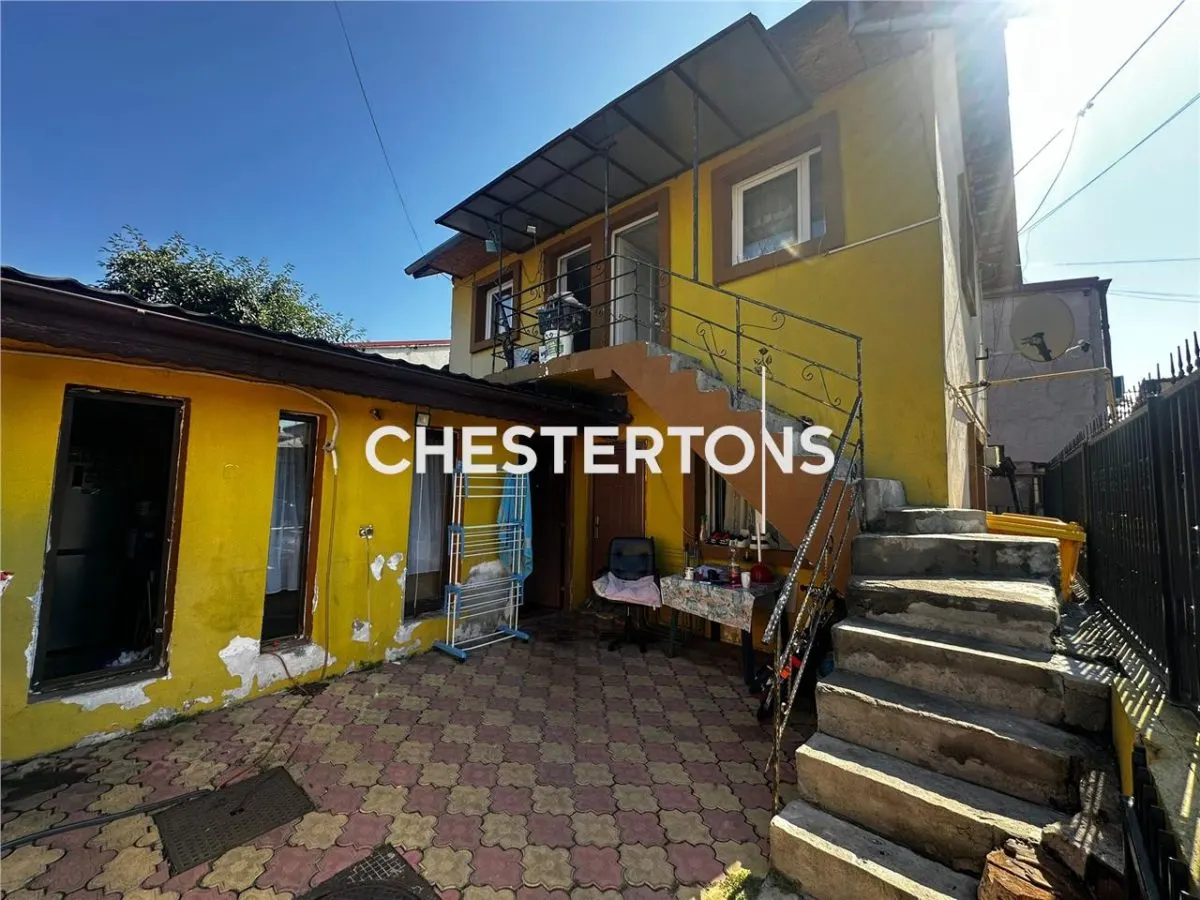 House / villa for sale 122 sqm in Bucuresti, Salaj area - foto 1