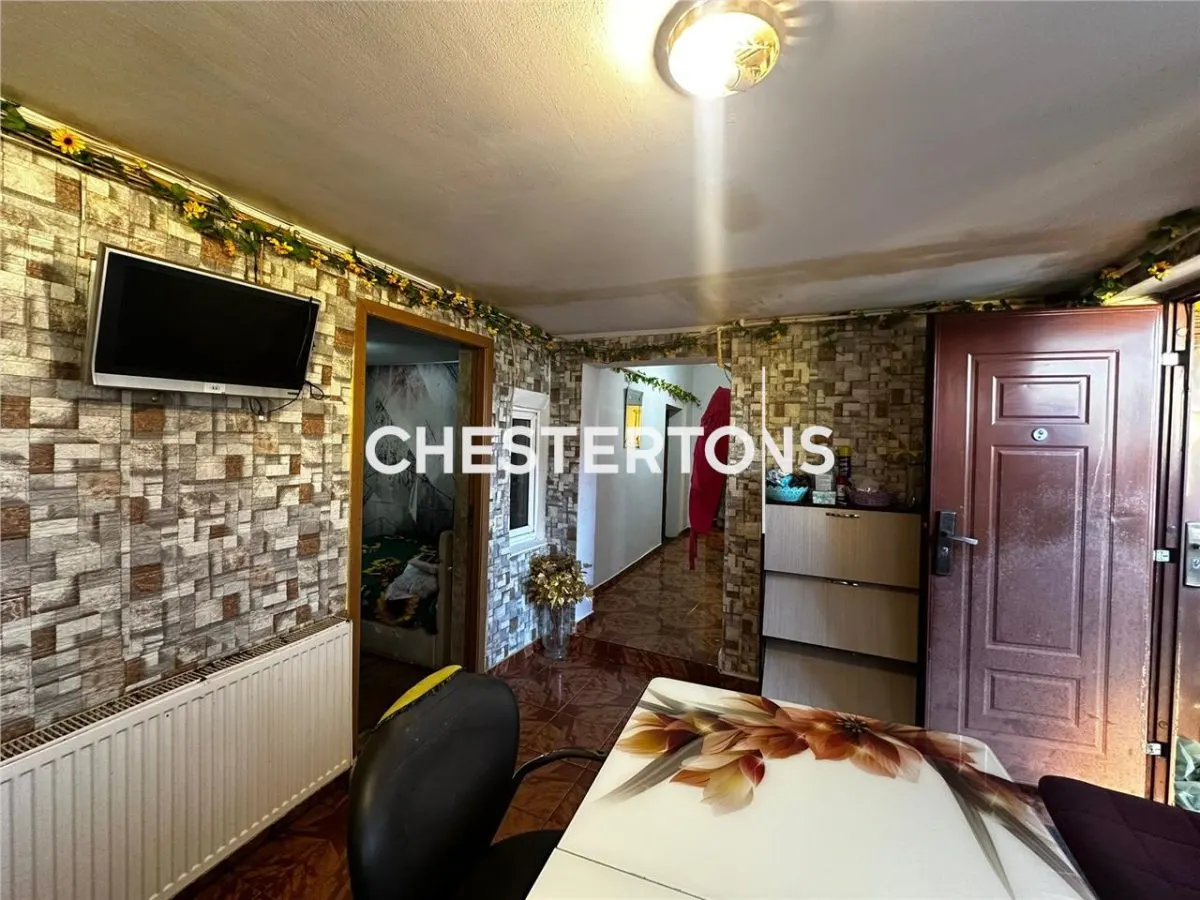 House / villa for sale 122 sqm in Bucuresti, Salaj area - foto 3