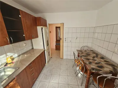 Resita, Appartement 3 Chambres, Meublé et Équipé, 1er Étage, Micro 3 - foto 7