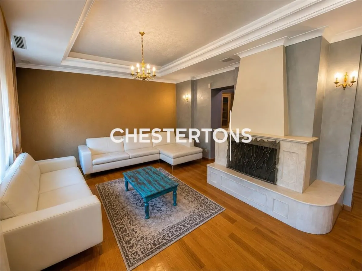 Villa de Prestigio en Venta cerca de Piata Victoriei - Lascar Catargiu, 530 m² - foto 1