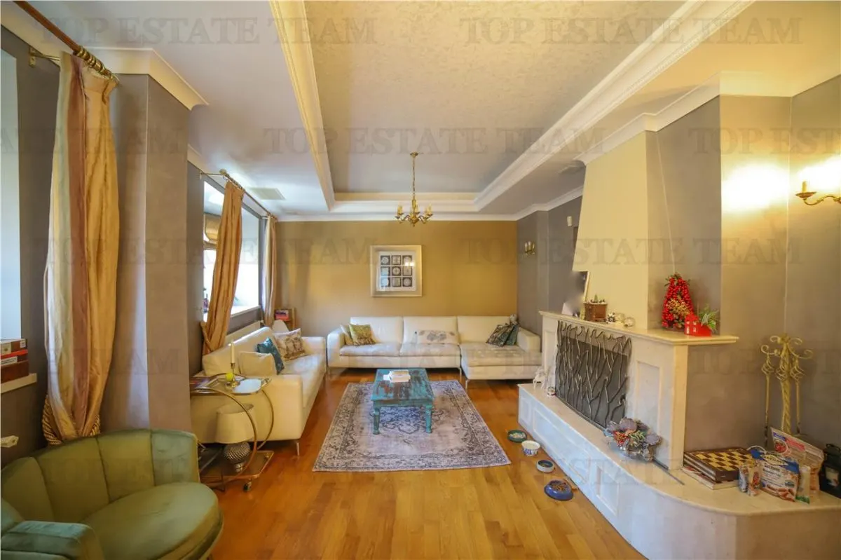 Villa de Prestigio en Venta cerca de Piata Victoriei - Lascar Catargiu, 530 m² - foto 2