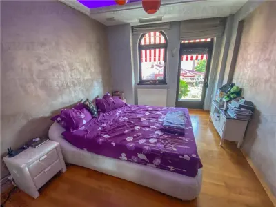 Villa de Prestigio en Venta cerca de Piata Victoriei - Lascar Catargiu, 530 m² - foto 14