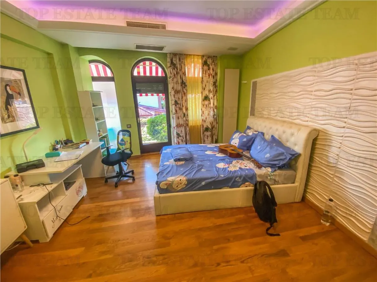Villa de Prestigio en Venta cerca de Piata Victoriei - Lascar Catargiu, 530 m² - foto 17