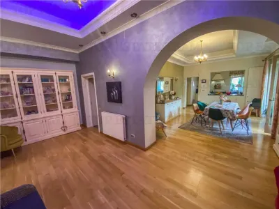 Villa de Prestigio en Venta cerca de Piata Victoriei - Lascar Catargiu, 530 m² - foto 6