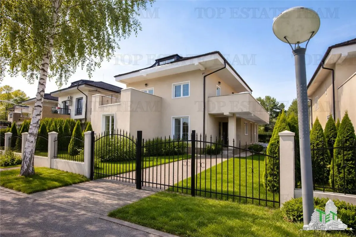 Villa à Vendre | Communauté Privée Austrian Village | Lac Crevedia - foto 1