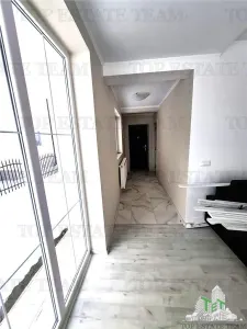 Villa à Vendre | Communauté Privée Austrian Village | Lac Crevedia - foto 11