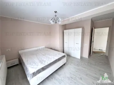 Villa à Vendre | Communauté Privée Austrian Village | Lac Crevedia - foto 16