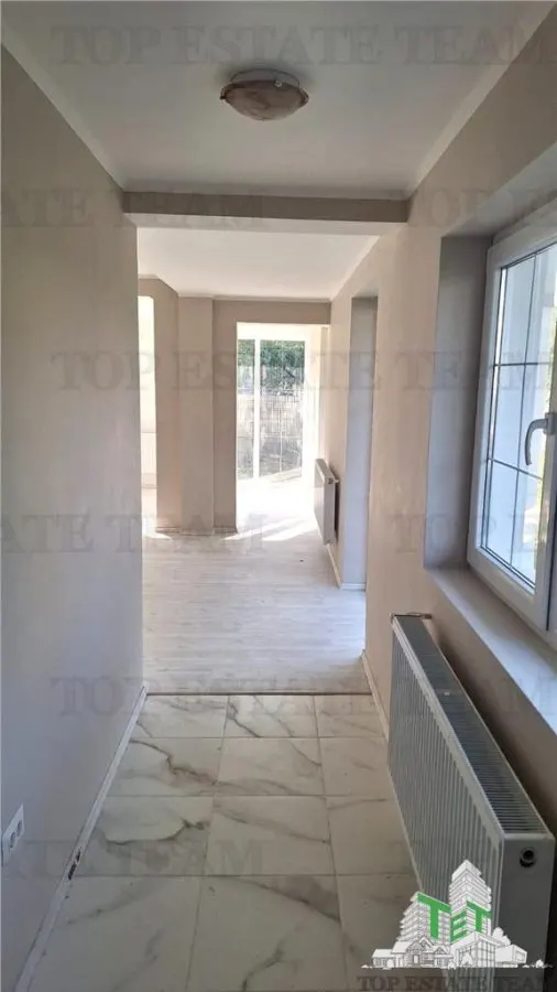 Villa à Vendre | Communauté Privée Austrian Village | Lac Crevedia - foto 3