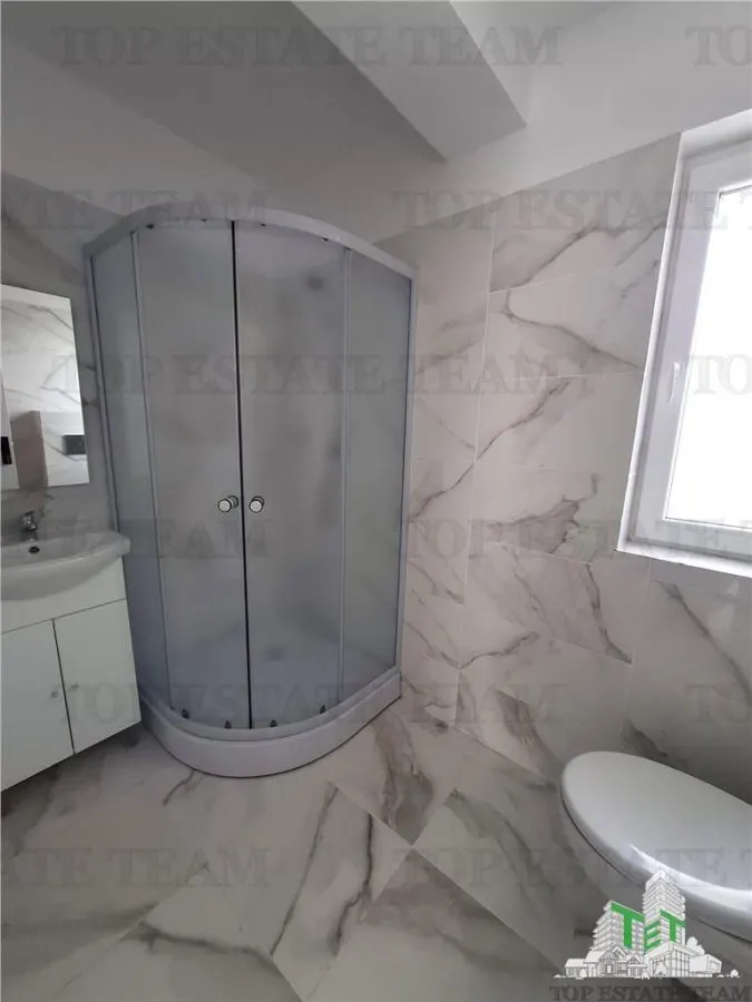 Villa à Vendre | Communauté Privée Austrian Village | Lac Crevedia - foto 24
