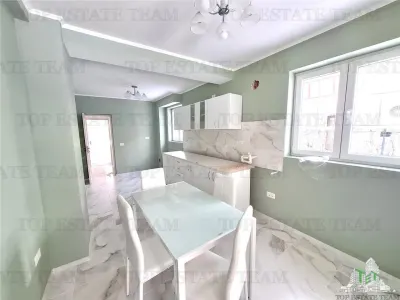 Villa à Vendre | Communauté Privée Austrian Village | Lac Crevedia - foto 7