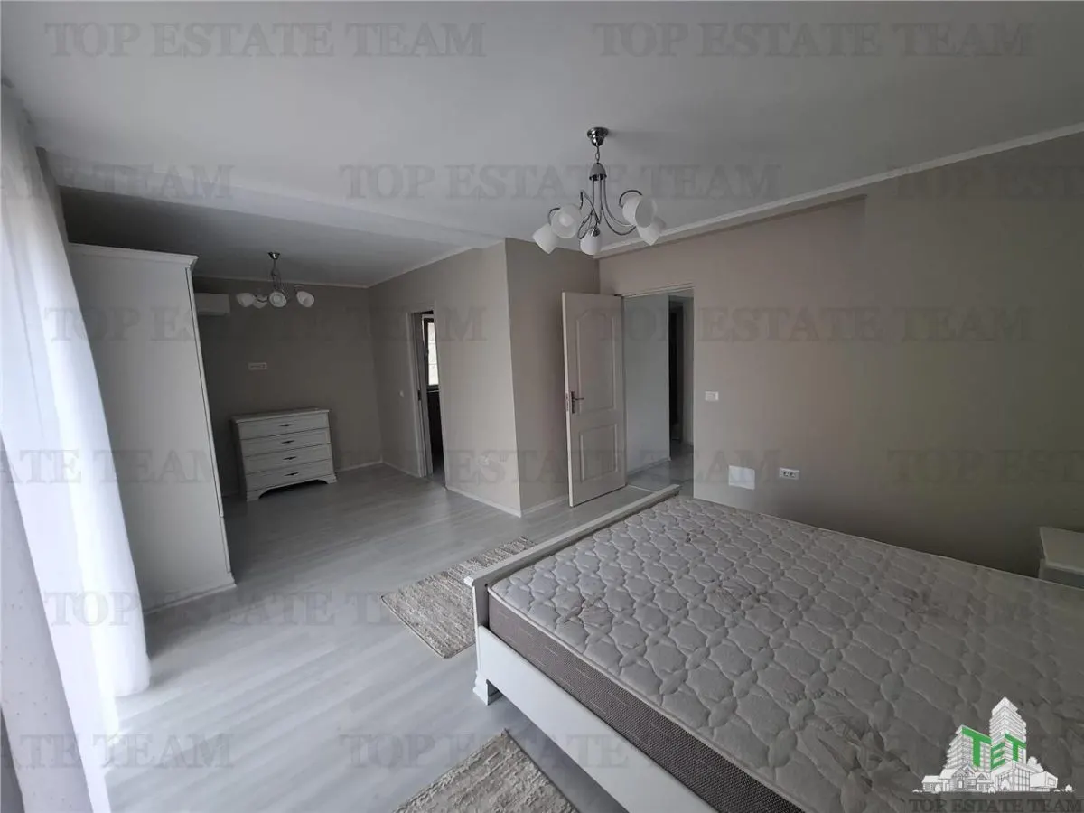Villa à Vendre à Crevedia – Résidence Élégante ou Opportunité d'Investissement - foto 13