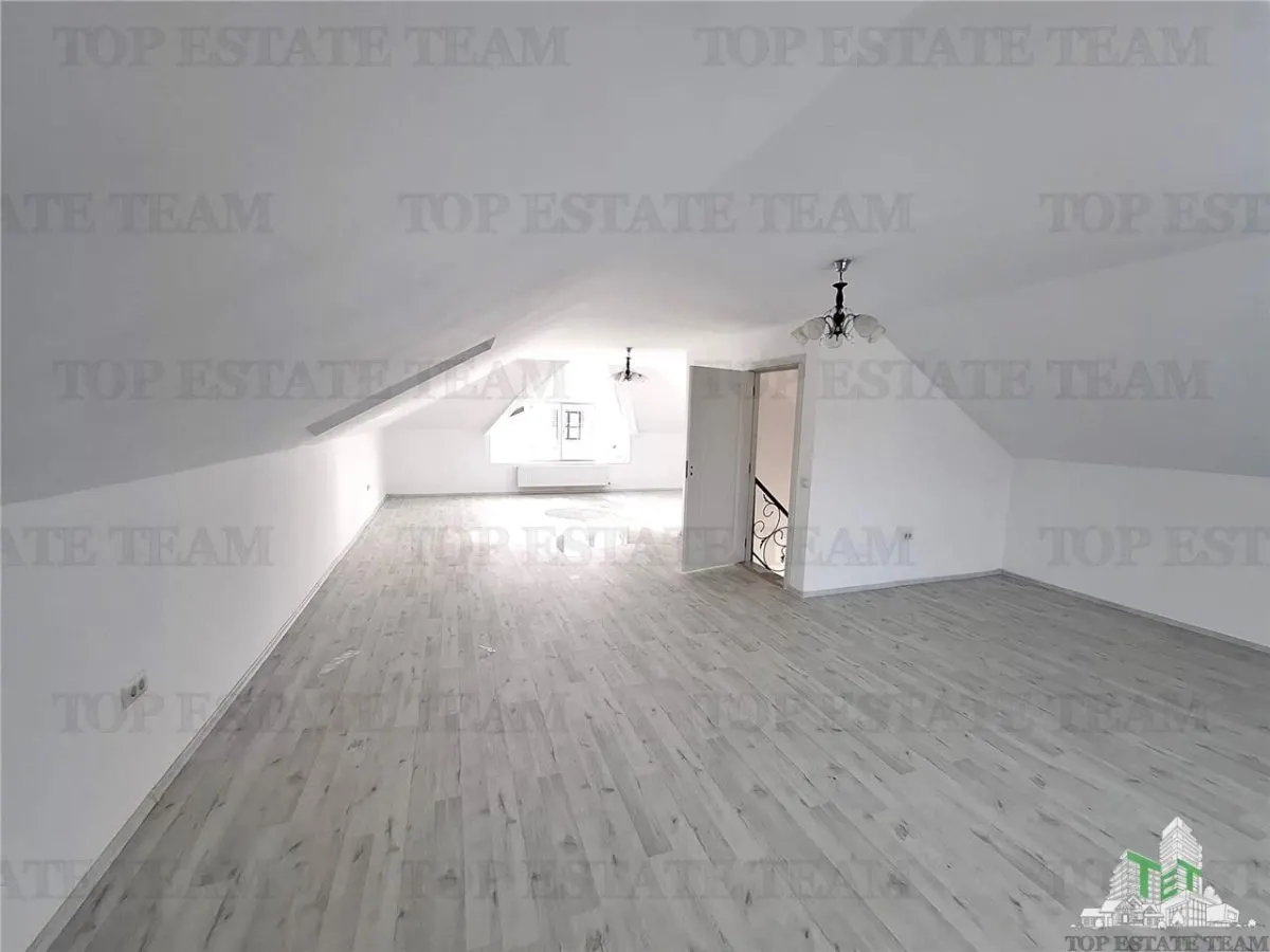 Villa à Vendre à Crevedia – Résidence Élégante ou Opportunité d'Investissement - foto 17
