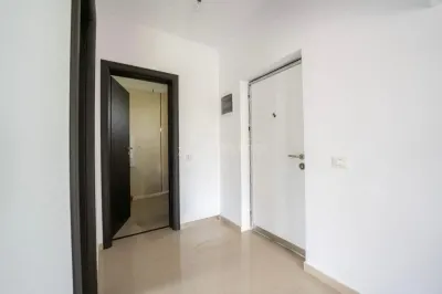 Maison Individuelle Moderne P+1+M – Terrain 374 m², Berceni - foto 5
