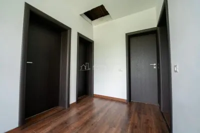 Maison Individuelle Moderne P+1+M – Terrain 374 m², Berceni - foto 6