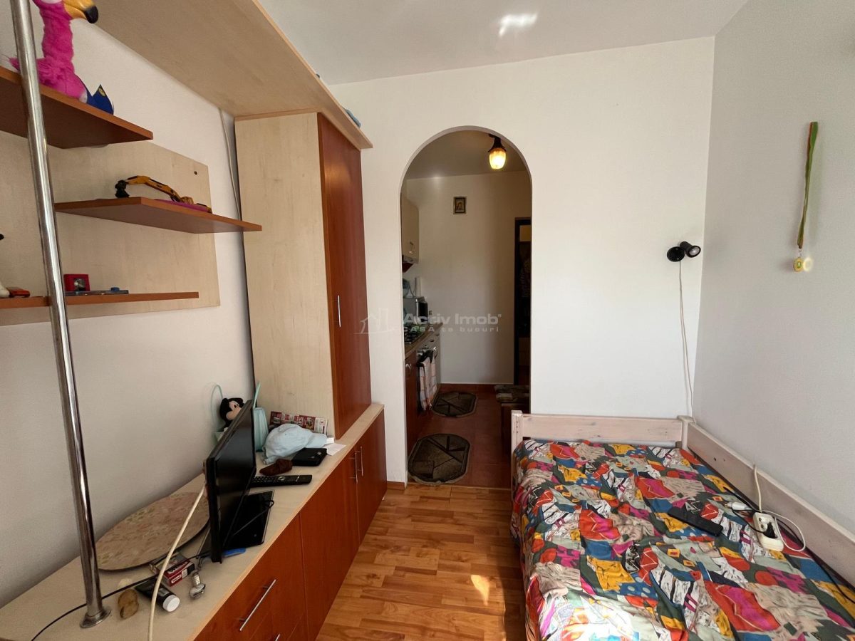 Lugoj, Ap. 1 Cam., 41 Mp., Et. 3, Strada Cernei, Langa Liceul Aurel Vlaicu - foto 17