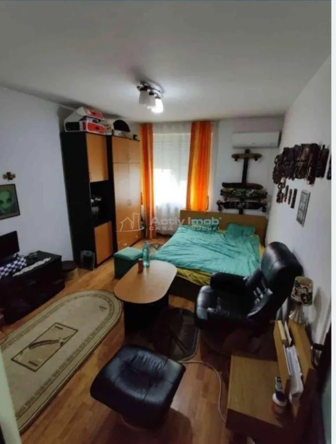 Lugoj, Ap. 1 Cam., 41 Mp., Et. 3, Strada Cernei, Langa Liceul Aurel Vlaicu - foto 4