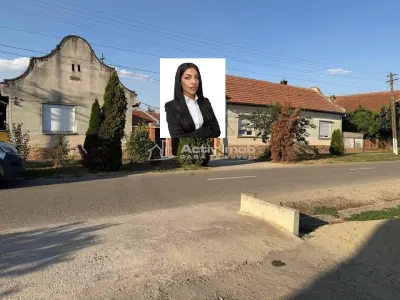 Ohaba-Forgaci, Casa Cu Doua Corpuri, 6 Cam. 268 Mp., Teren 2.999 Mp. Cu Pomicultura, Zona Centrala - foto 1
