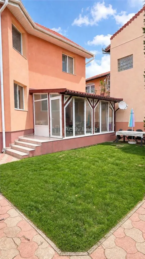 Vila eleganta cu 4 dormitoare - demisol - curte - terasa - foto 16