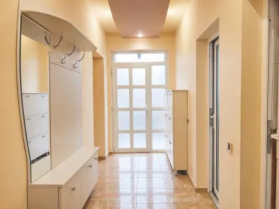 Vila eleganta cu 4 dormitoare - demisol - curte - terasa - foto 7