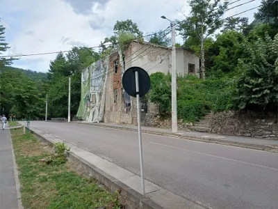 House / villa for sale 400 sqm in Baile Herculane, Central area - foto 10