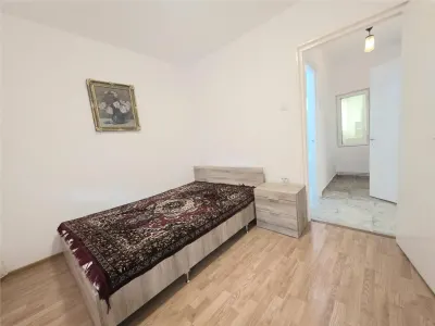 Apartment with 2 bedrooms for sale 57 sqm in Buzau, Unirii Nord area - foto 3