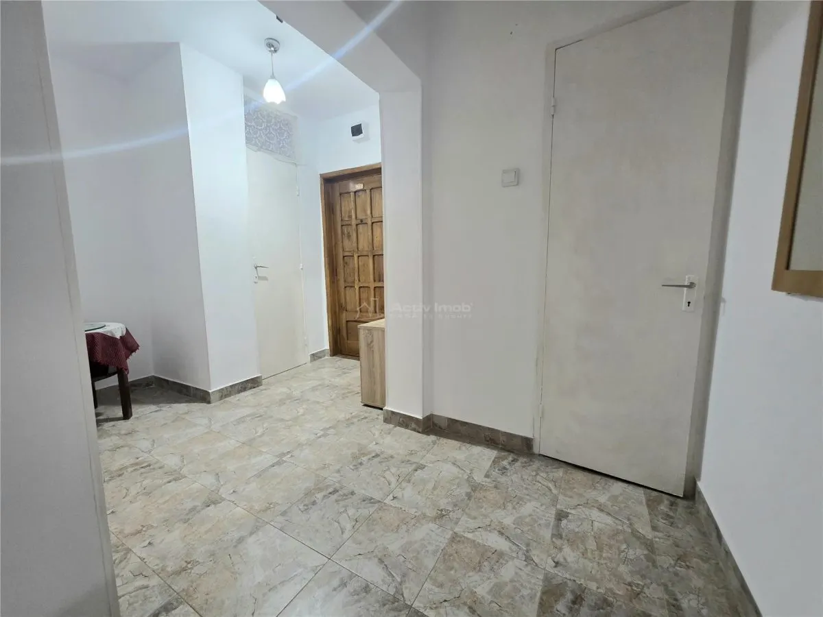 Apartment with 2 bedrooms for sale 57 sqm in Buzau, Unirii Nord area - foto 8