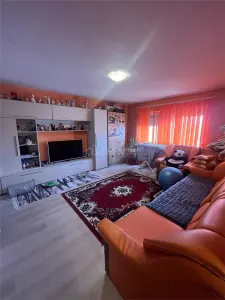 Apartamento 3 Dormitorios, 78 m², Micro 20 BKO - Galati