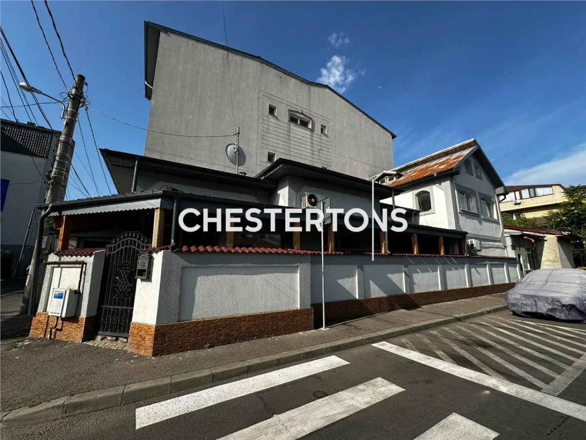 Villa d'excellente situation – 5 chambres, 3 salles de bain, entièrement meublée - foto 2