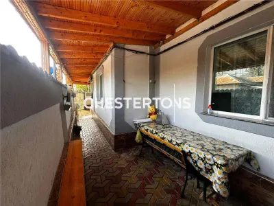Villa d'excellente situation – 5 chambres, 3 salles de bain, entièrement meublée - foto 5